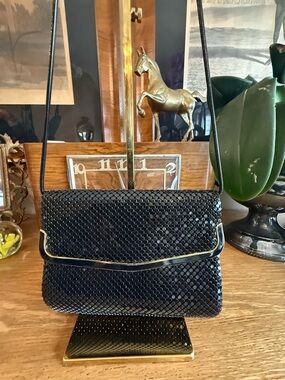 Vintage 1980’s Black metal Sequin Glowmesh Clutch or Shoulder Bag